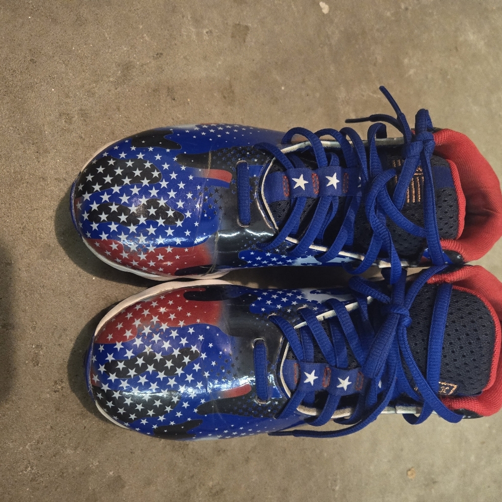 Boys' Under Armour Spotlight Franchise USA Football Cleats